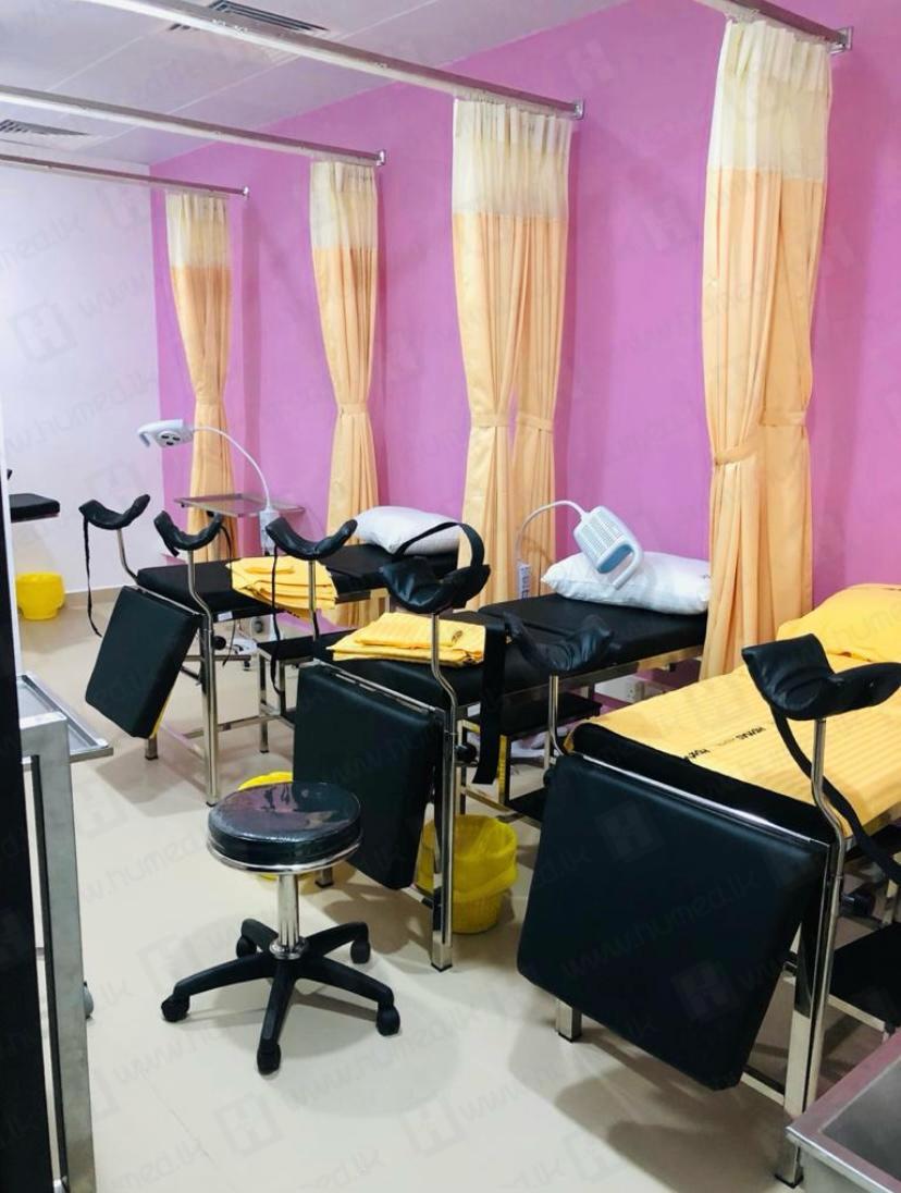 Gynecological Bed - (Stainless Steel) 1 Gynecological Bed Sri lanka price